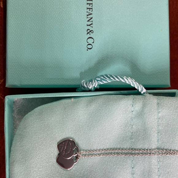 Tiffany & Co Double Heart “Return to Tiffany”  16” silver 925  box - Picture 6 of 6